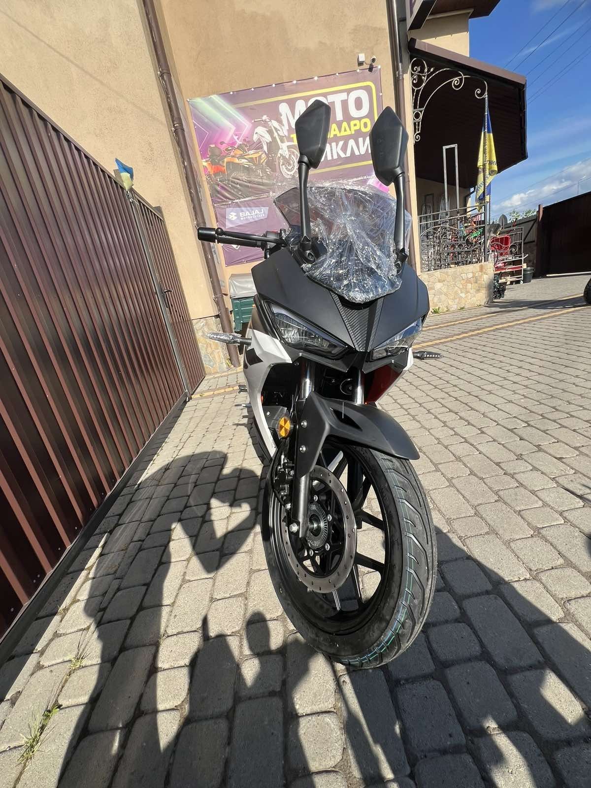 Мотоцикл LIFAN KPR 200-4V