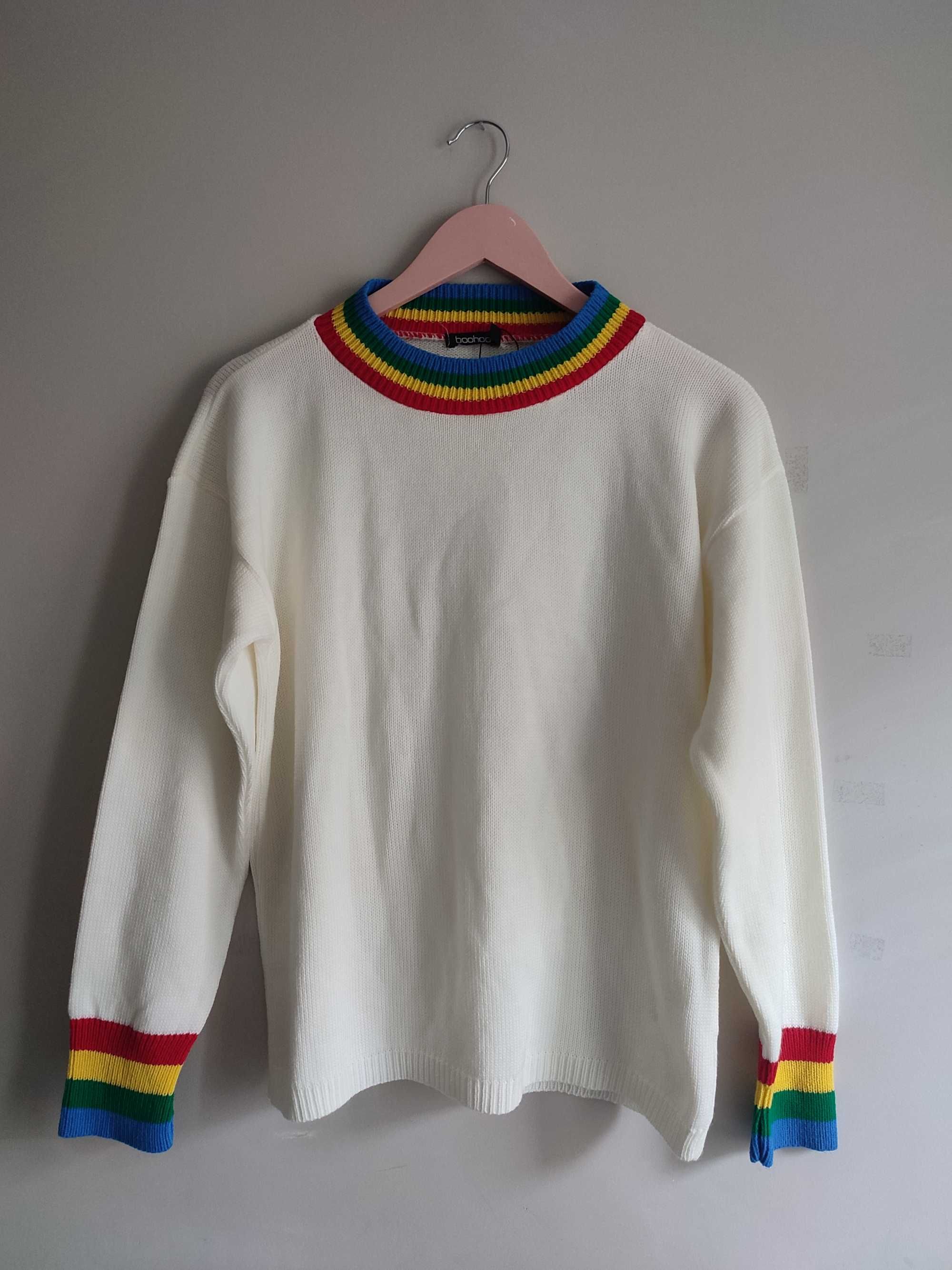 Beżowy sweterek rainbow