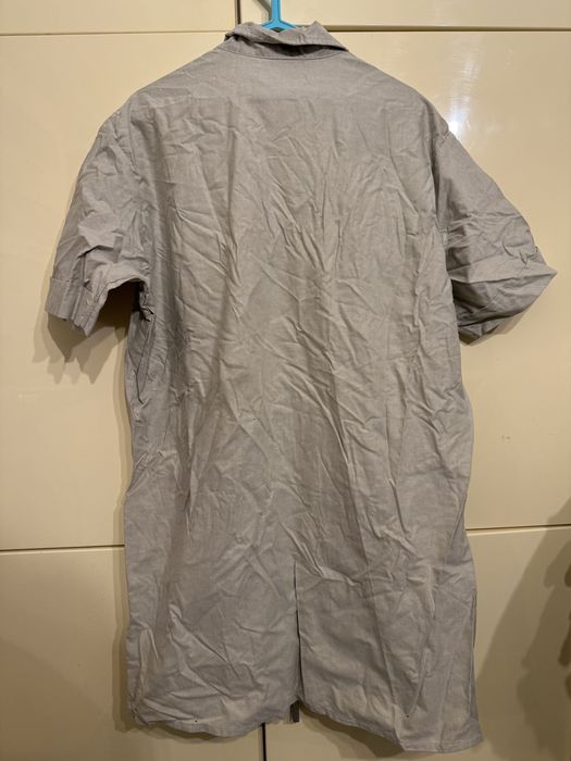 długa koszula w stylu wojskowym Wojskowa koszula w kolorze