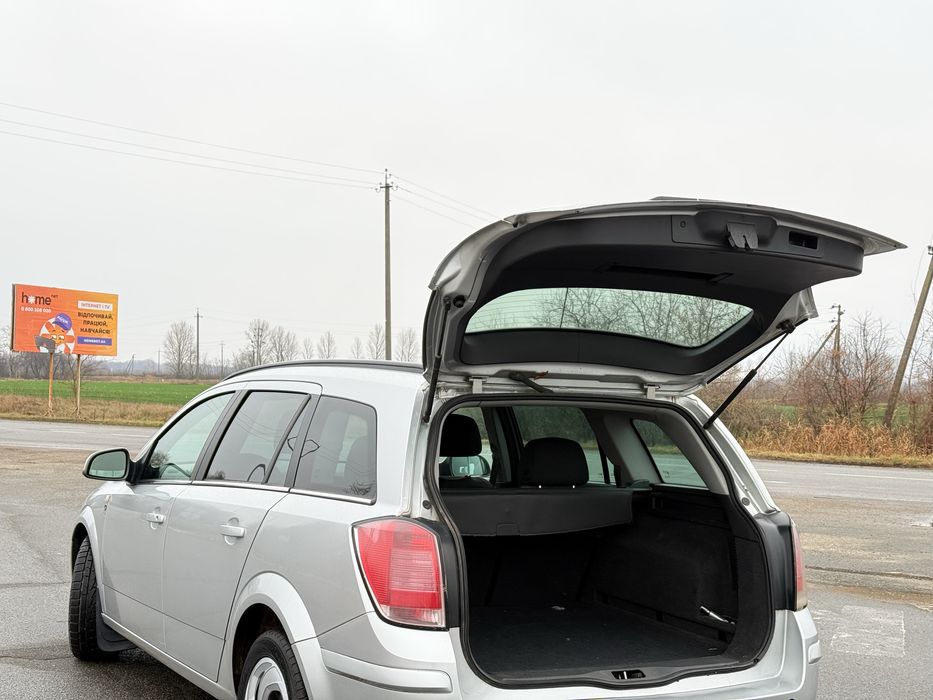 Продам Opel Astra H Дизель 1.9. 2010рік