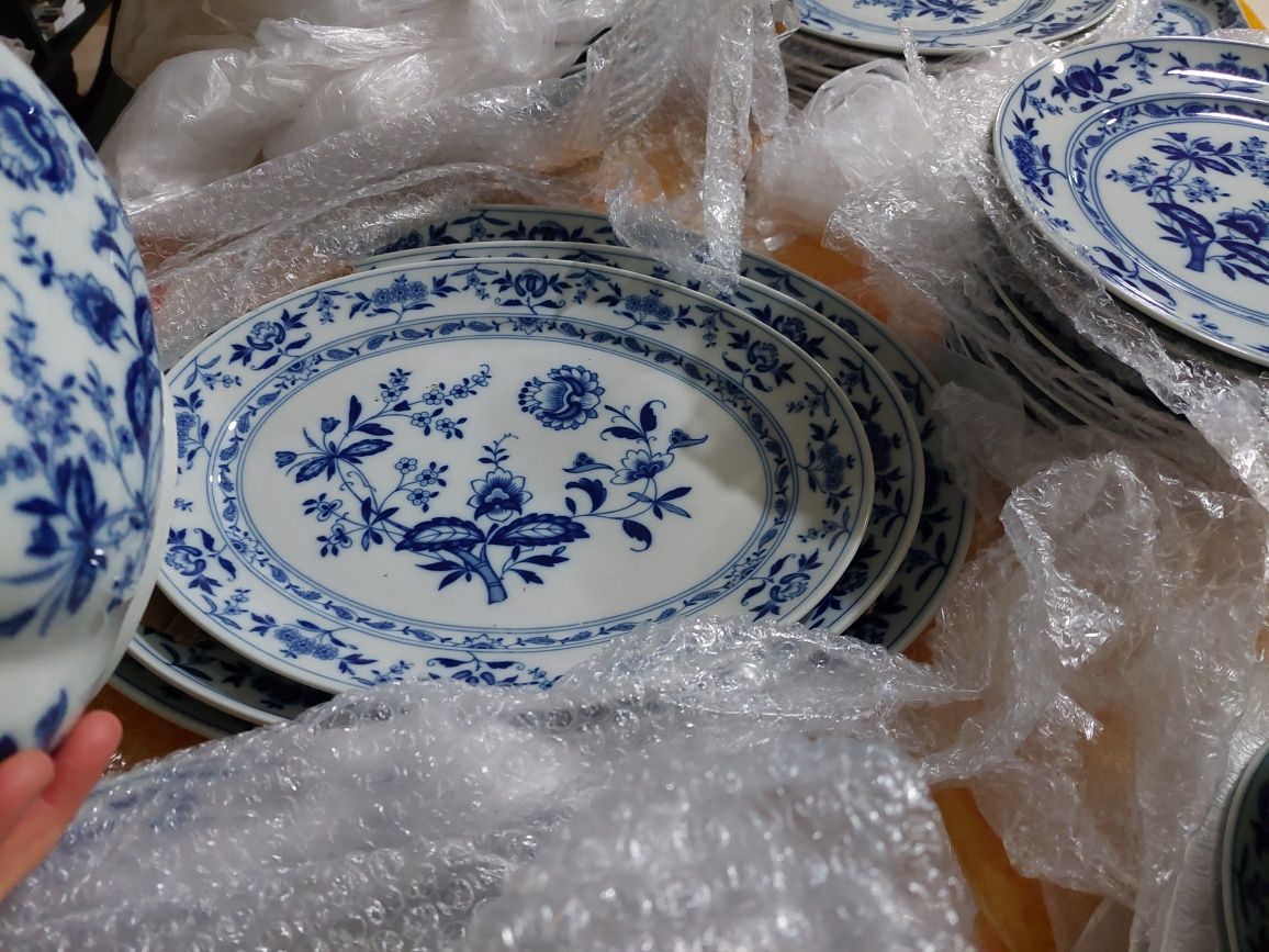 Serviço incompleto de jantar vista alegre