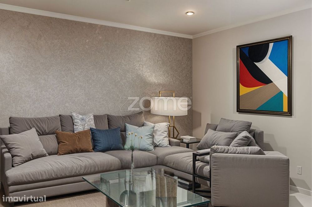 Moradia T4 em lote com 2.220m²