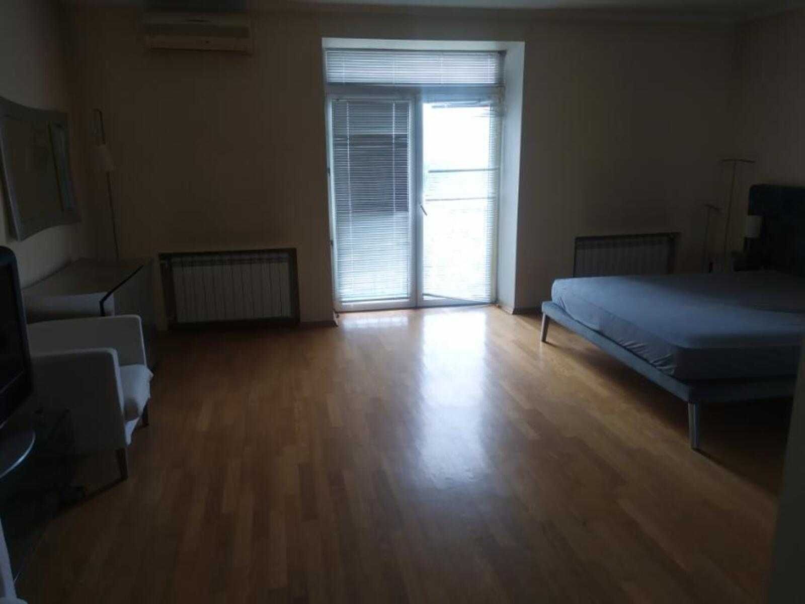 Продам 3ком квартиру на Рабочей
