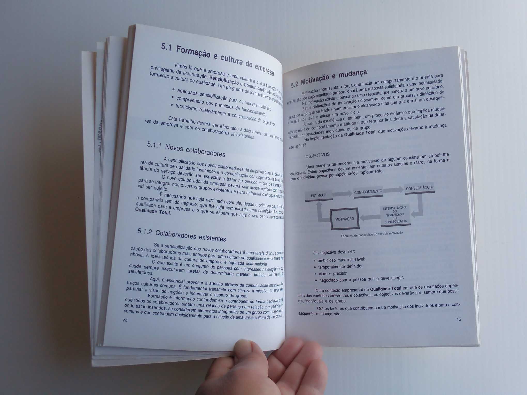Livro "Qualidade - uma filosofia de gestão", de Carlos V. Cruz e Óscar