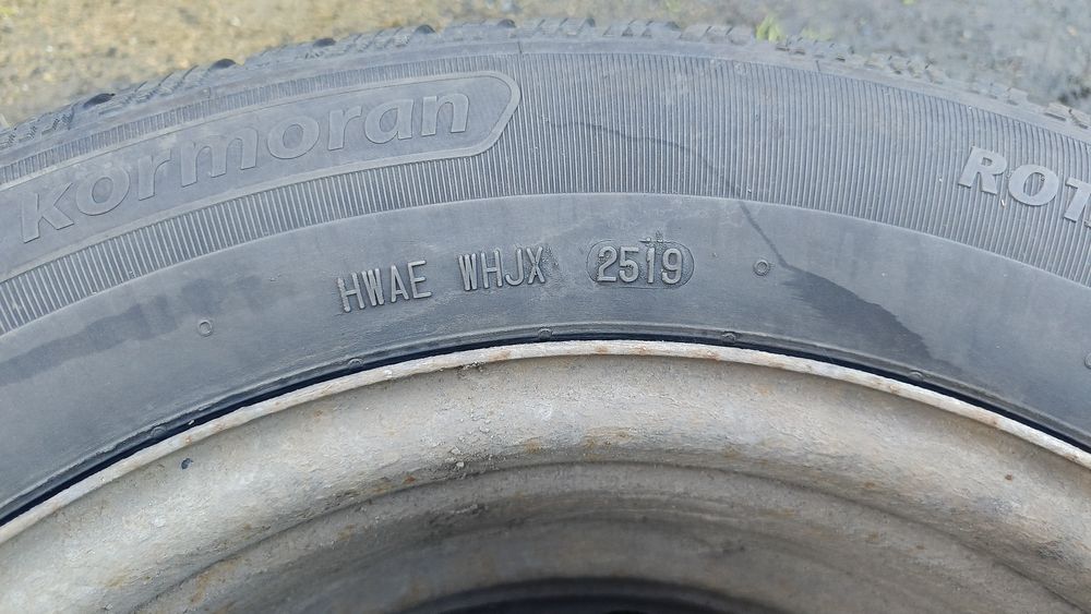 Koła stalowe 15" VW Audi Skoda opony zimowe, komplet 4sz.