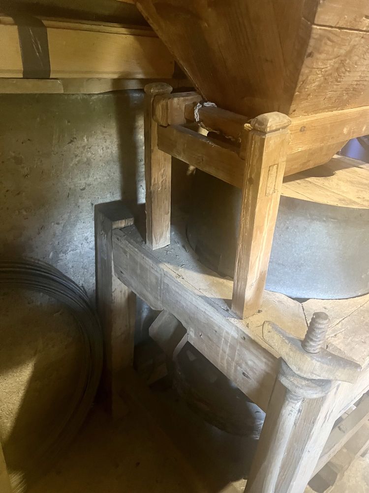 Młyn żarna do mielenia zboża loft handmade