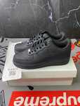 Czarne buty Nike Air Force 1'07 w rozmiarze 40