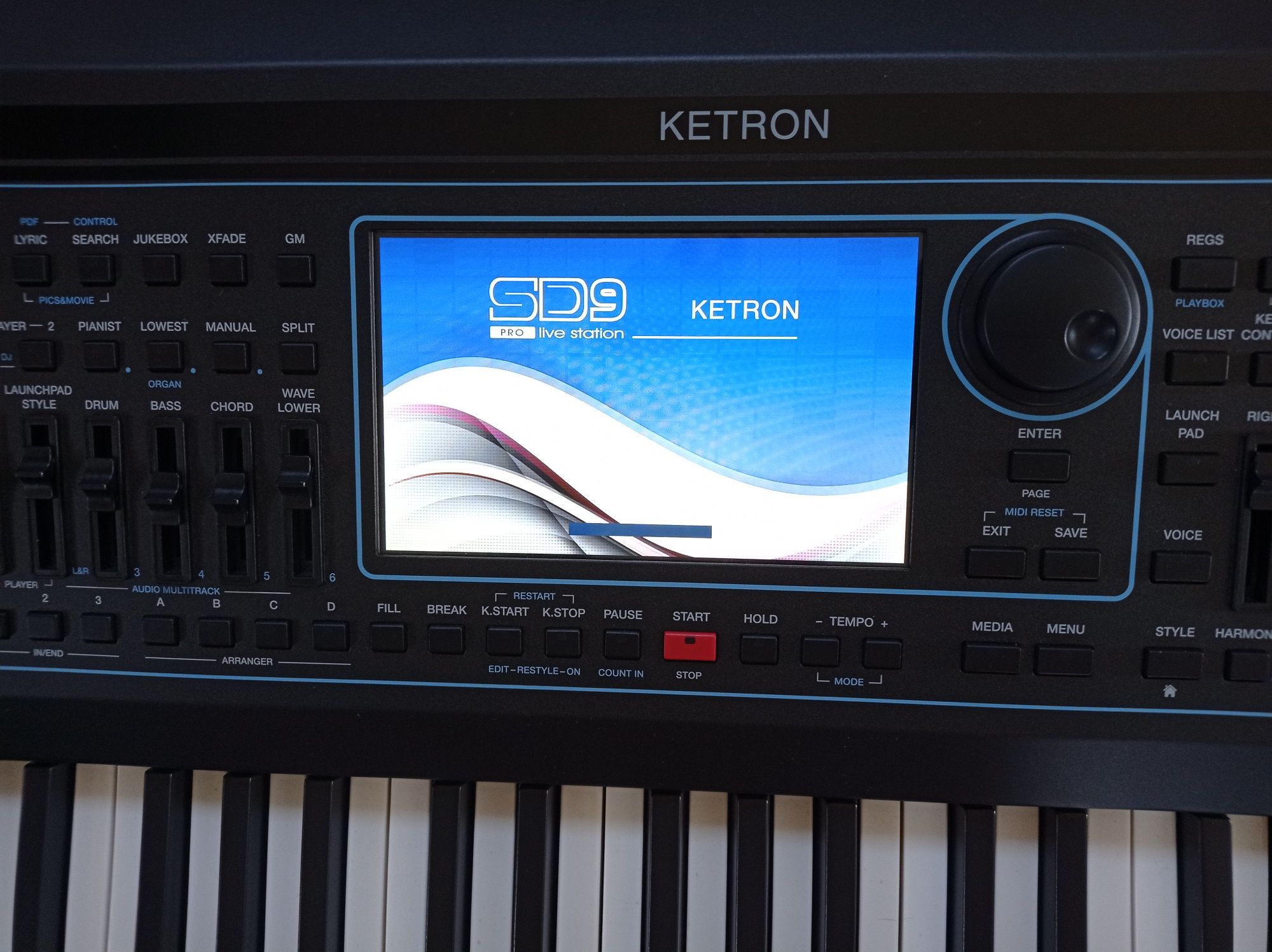 Ketron SD9 Ketron SD-9 Pro Live Station starszy brat Event TanioOkazja