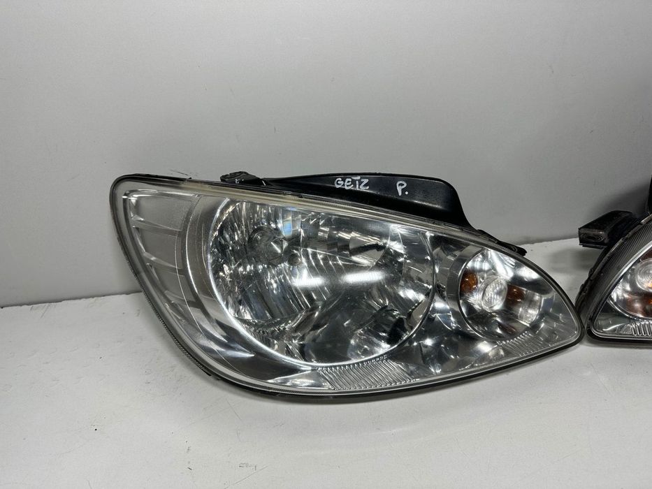 Hyundai Getz  Prawy Lewy reflektor lampa zwykła EUROPA cana za 1 st