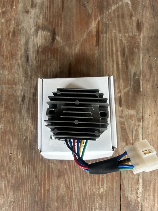 Реле зарядки до японського трактора