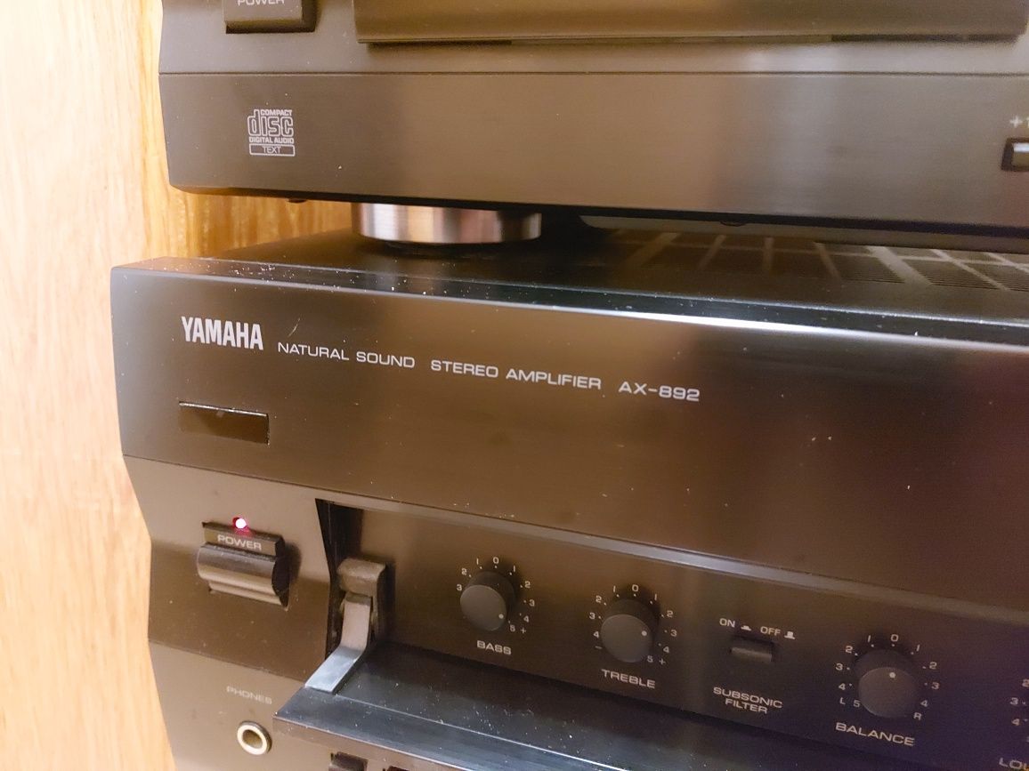 Wzmacniacz Yamaha AX-892