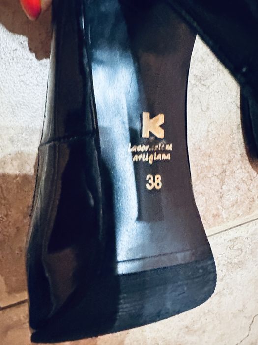 Туфлі фірма kazar