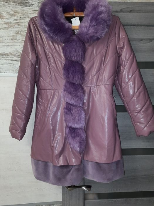 Продам плащ з шкірозамінника!!