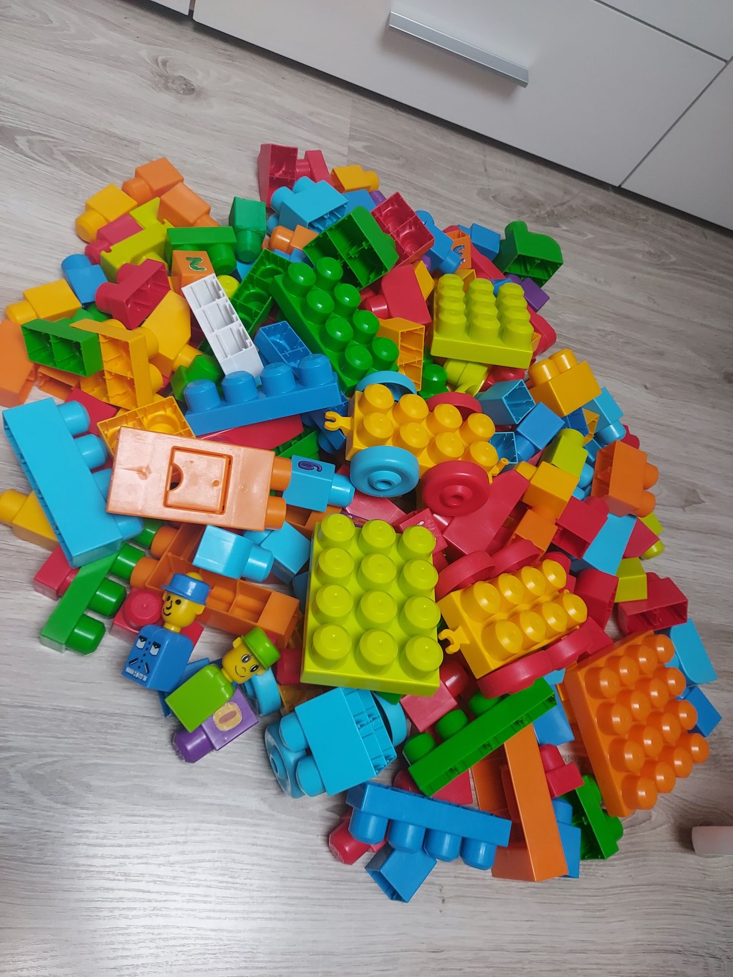 Duże klocki konstrukcyjne