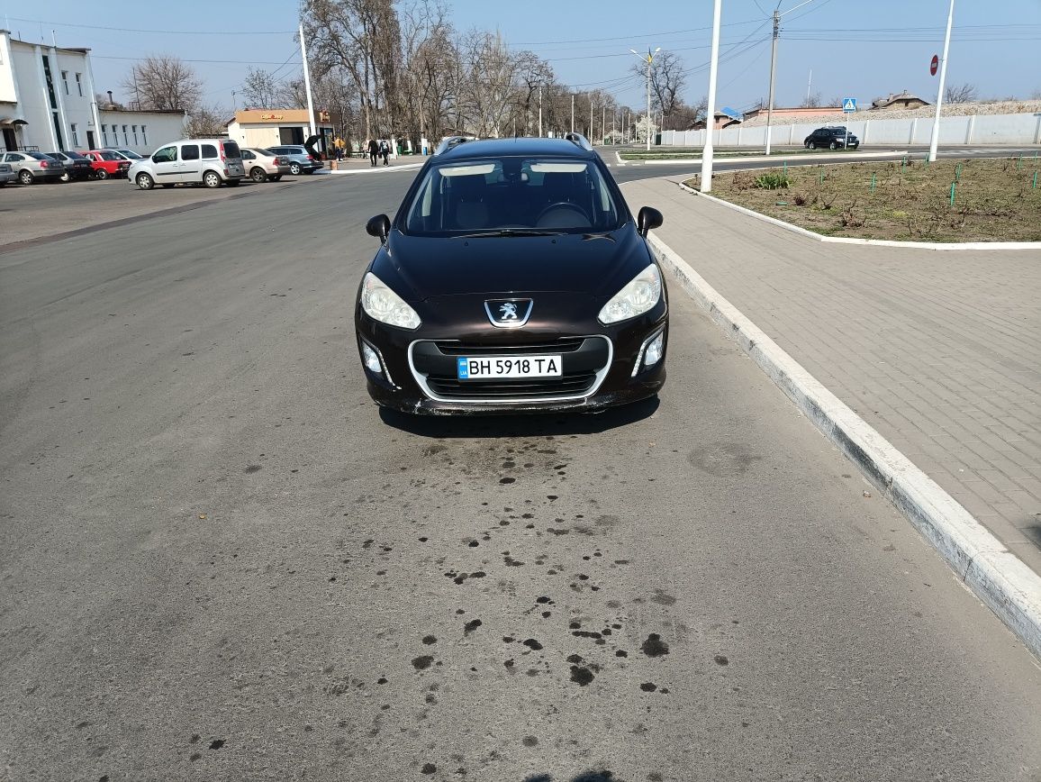 Пежо 308 SW универсал