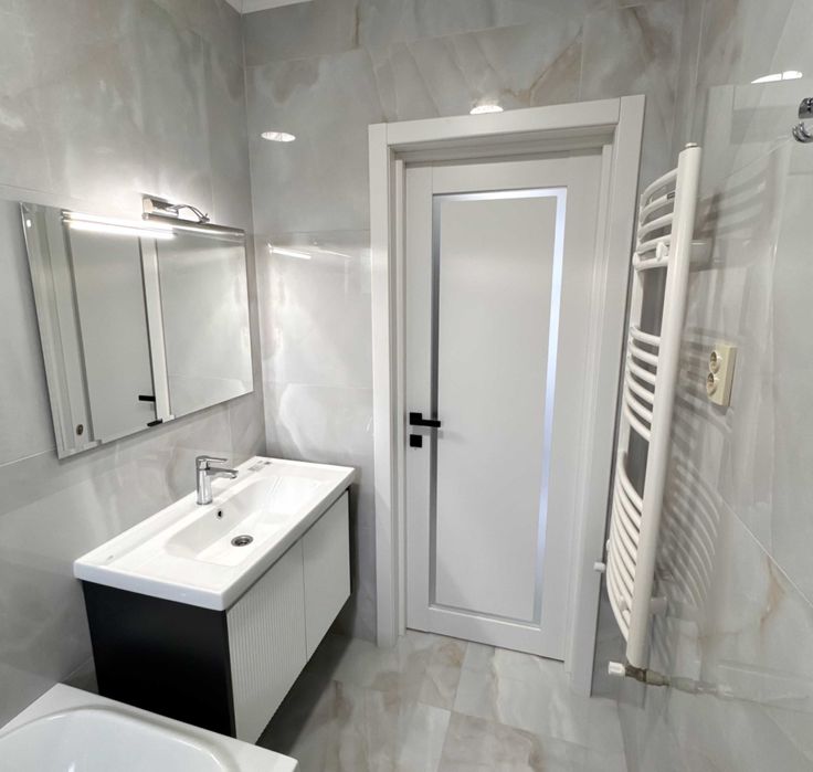 Продається  новий будинок-американка р-он Краснодонців