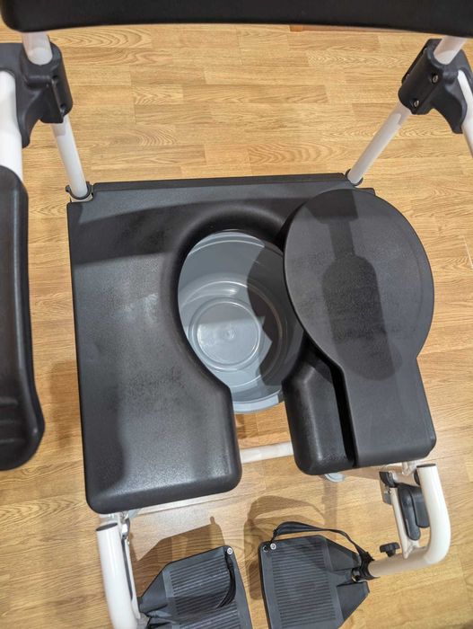 Cadeira Sanitária Como Nova preço original 395€