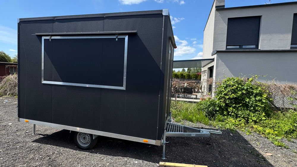 Przyczepa gastronomiczna 3,5m czarna 2025