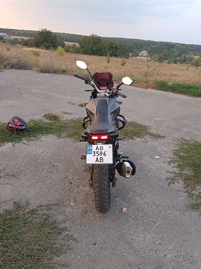 Мотоцикл Lifan kpt 200