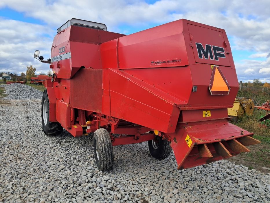 Комбайн Massey Ferguson 330!