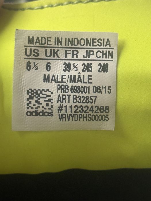 Бутси Адідас в дуже гарному стані