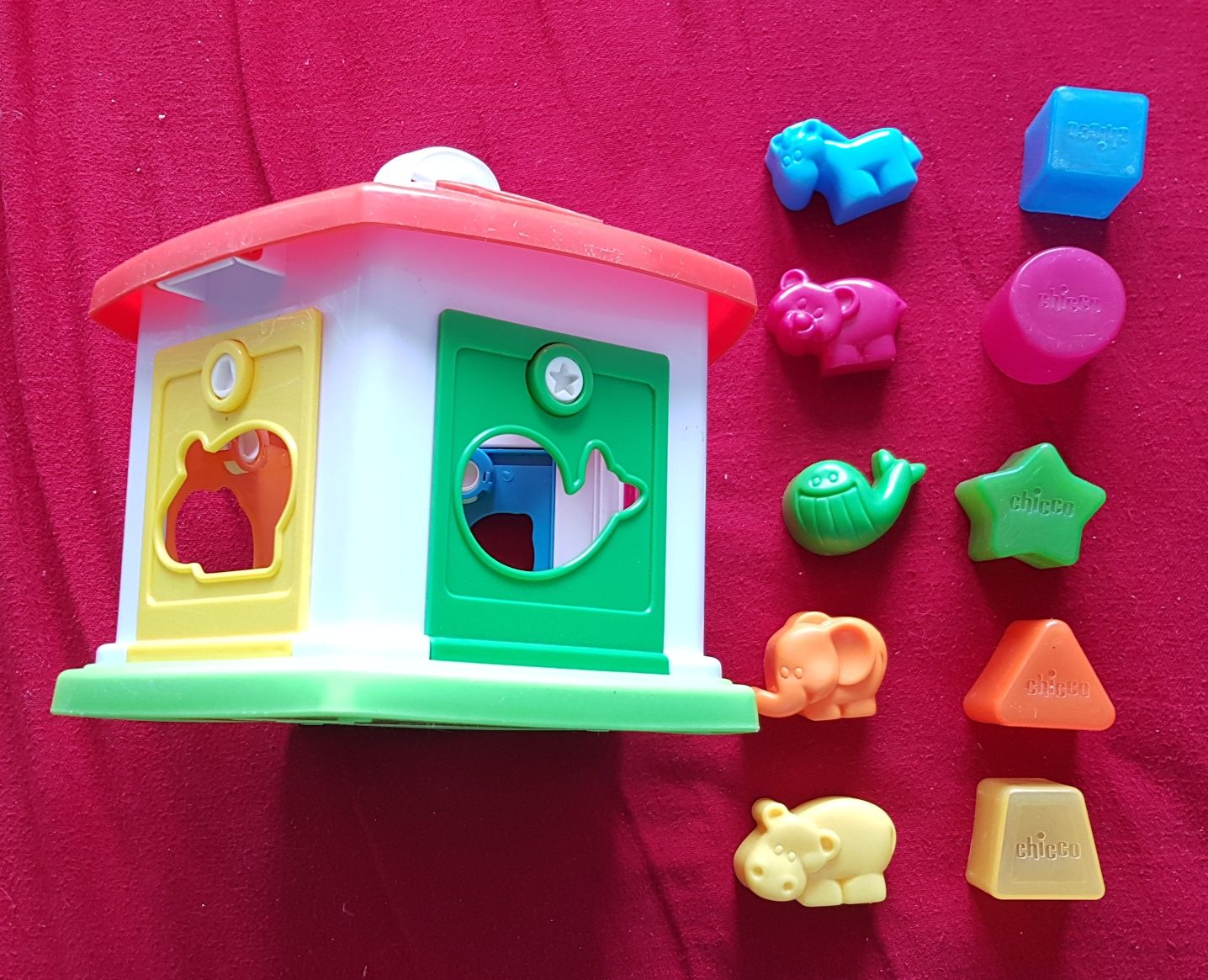 2 edukacyjne sortery- DOMEK z kluczykami Chicco i żyrafa Fisher Price