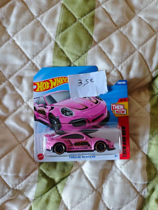 Hot wheels novos vários valores