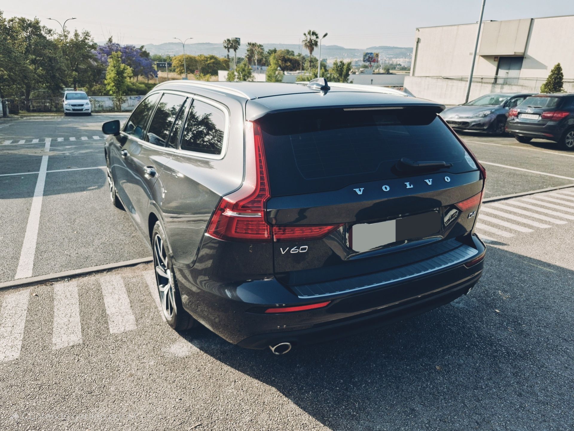 VOLVO V60 D4 2019