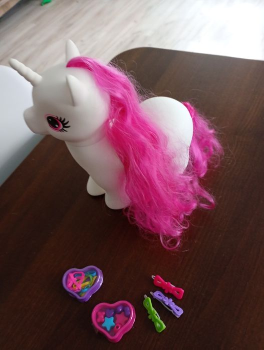 Jednorożec- zabawka do czesania