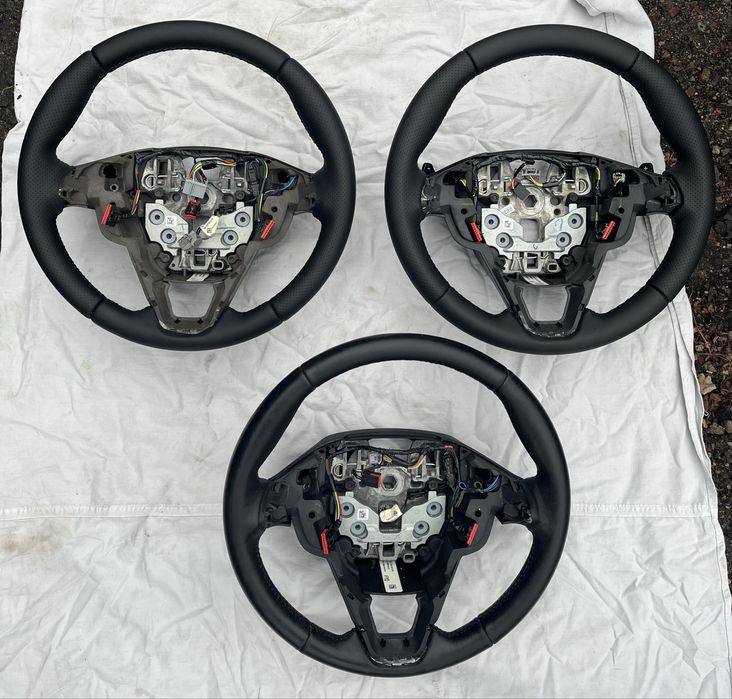 Руль с подогревом кнопки руля Ford Fusion MK5 Форд Фьюжн МК5