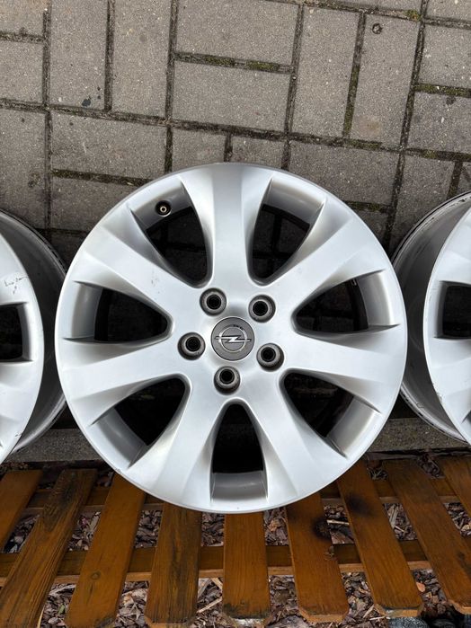 Alufelgi Opel 5x115 17 cali Oryginalne Astra J K Mokka Mokka X