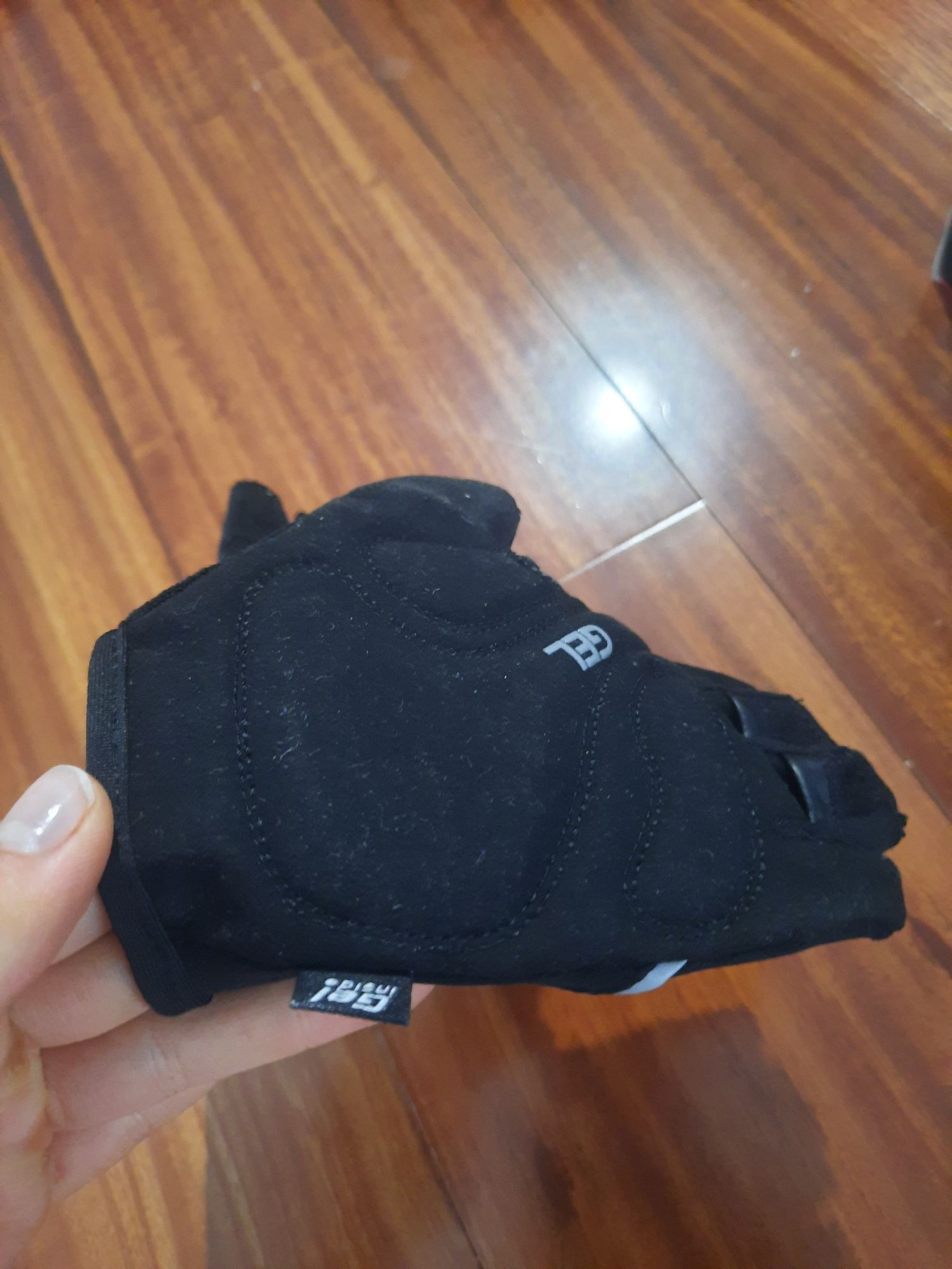 Luvas de ciclismo novas