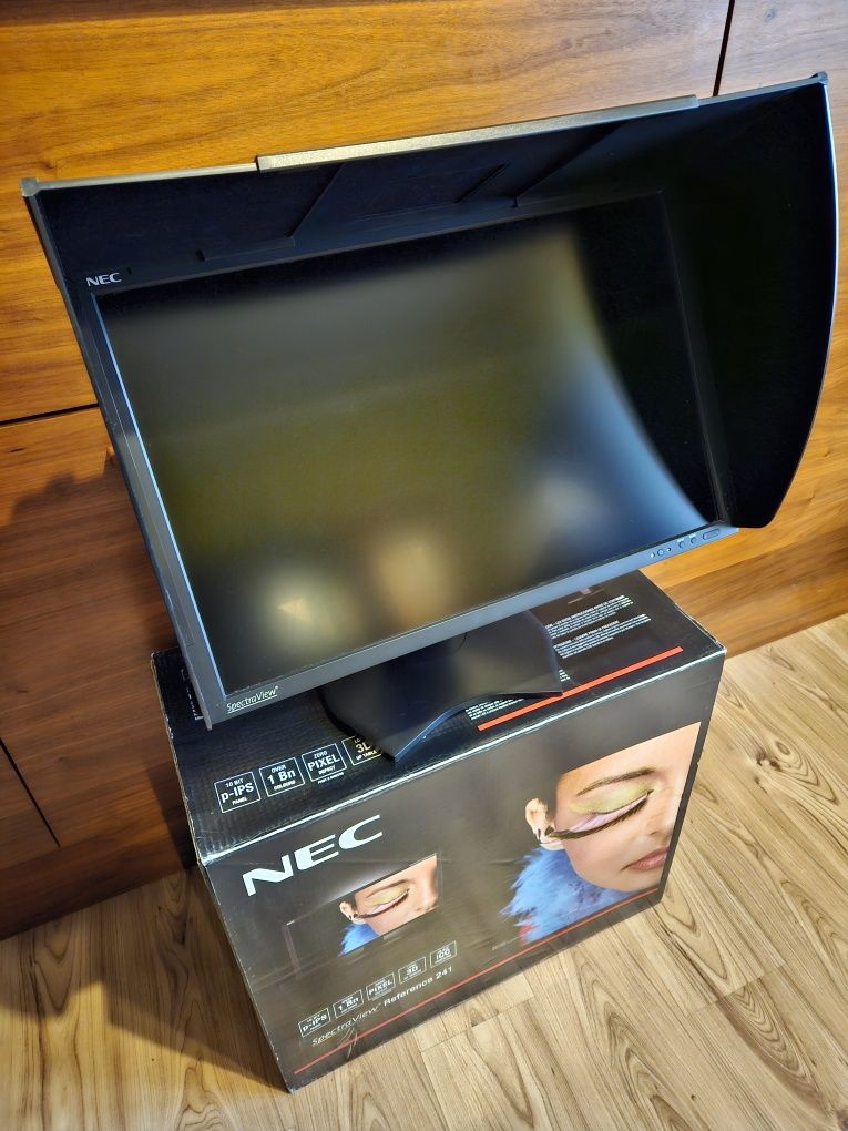NEC SpectraView Reference 241