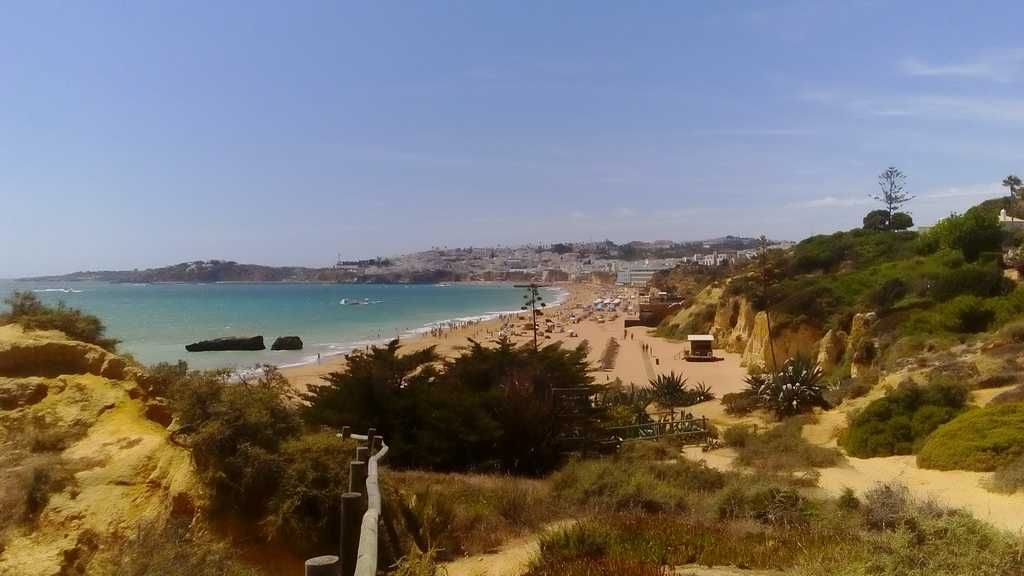 T2, Férias no Algarve, 300m PRAIA Forte S. João- Albufeira até 5 Julho