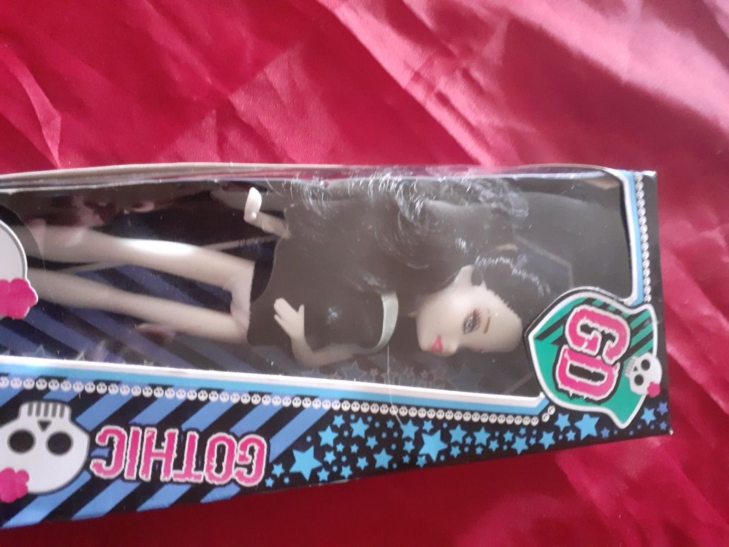 Gothic Doll nova