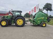 Usługi prasowanie słomy , prasa pasowa John Deere , duża kostka Kuhn
