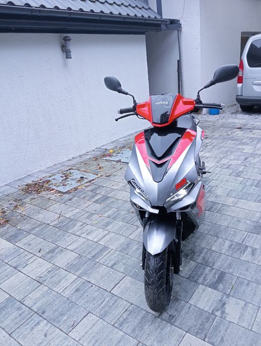 Skuter orcal cavaro RR 2023 rok niski przebieg 7 tys km.