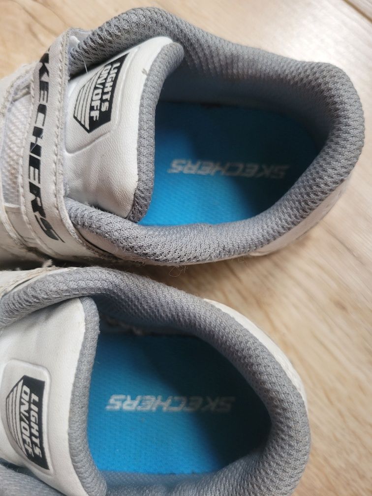 Buciki Skechers Energy Lights rozm 25
