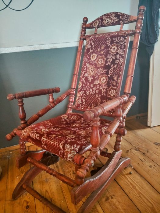 Fotel bujany stary piekny