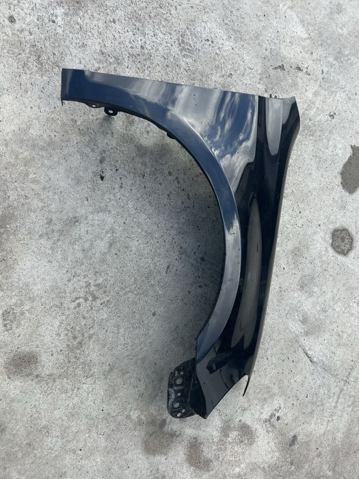 Błotnik golf 6 LC9X