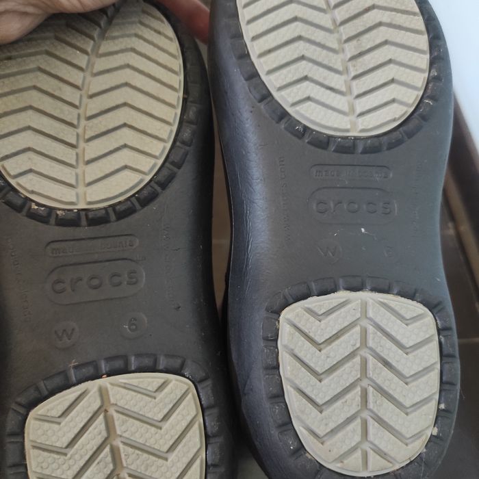 Жіночі чоботи Crocs