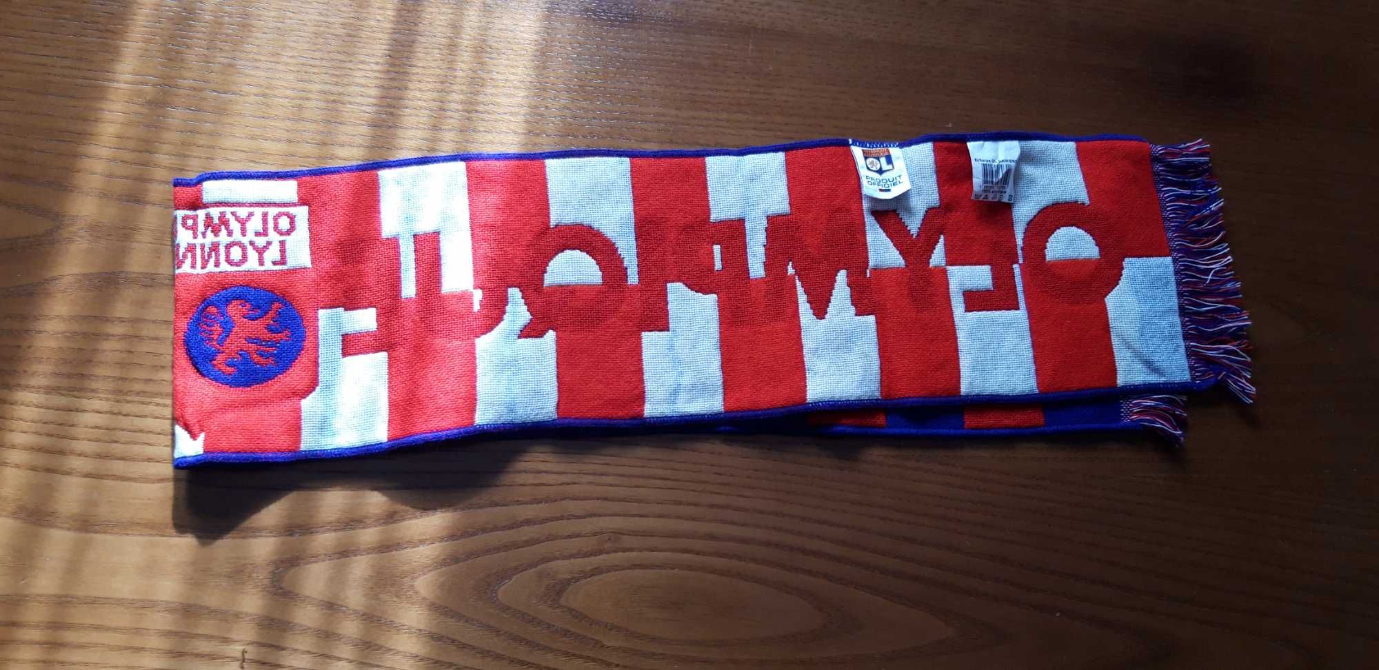 Cachecol Equipa de futebol "Olympique Lyonnais" - NOVO.