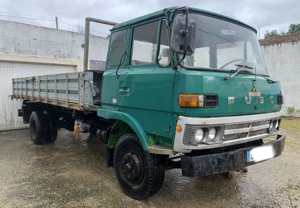 Mitsubishi Fuso c/ Bascula ; motor : 135 hp ref 6 DS 70 A