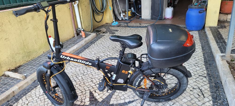 Bicicleta Elétrica todo o terreno como nova com Top case