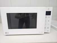 Microondas com grill LG NeoChef MH6535GDH