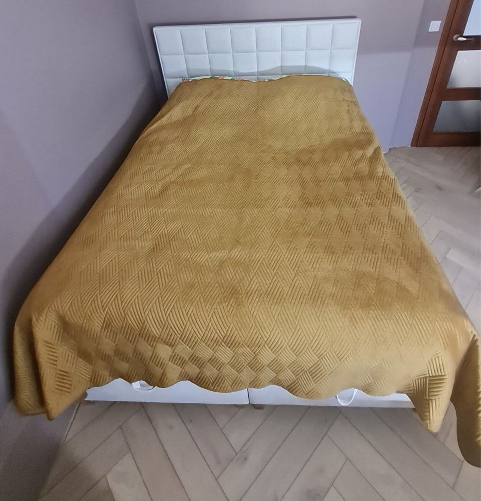 Beżowo żółta narzuta na łóżko Senpo 220x240 cm