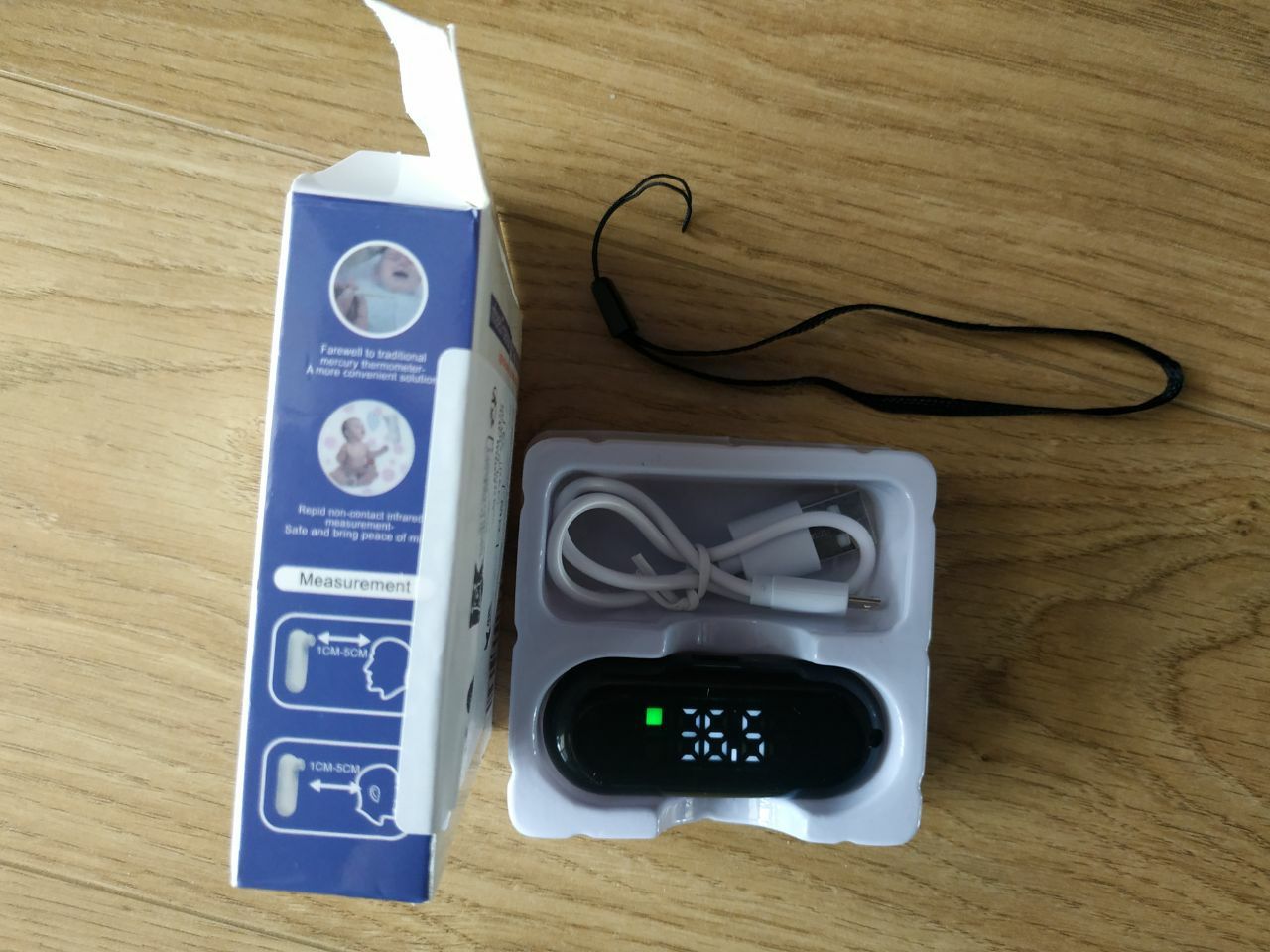 Медичний цифровий налобний термометр (заряджається через USB)