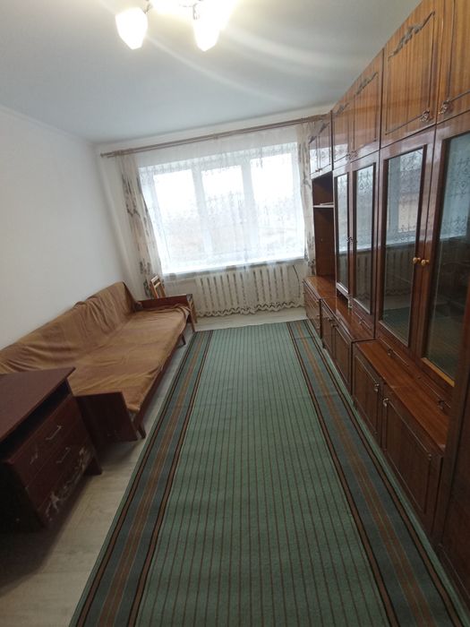 Продам 3 комнатную квартиру в центре