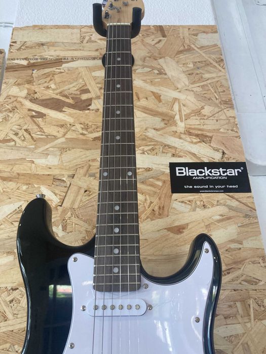 Guitarra Nova Daytona Junior