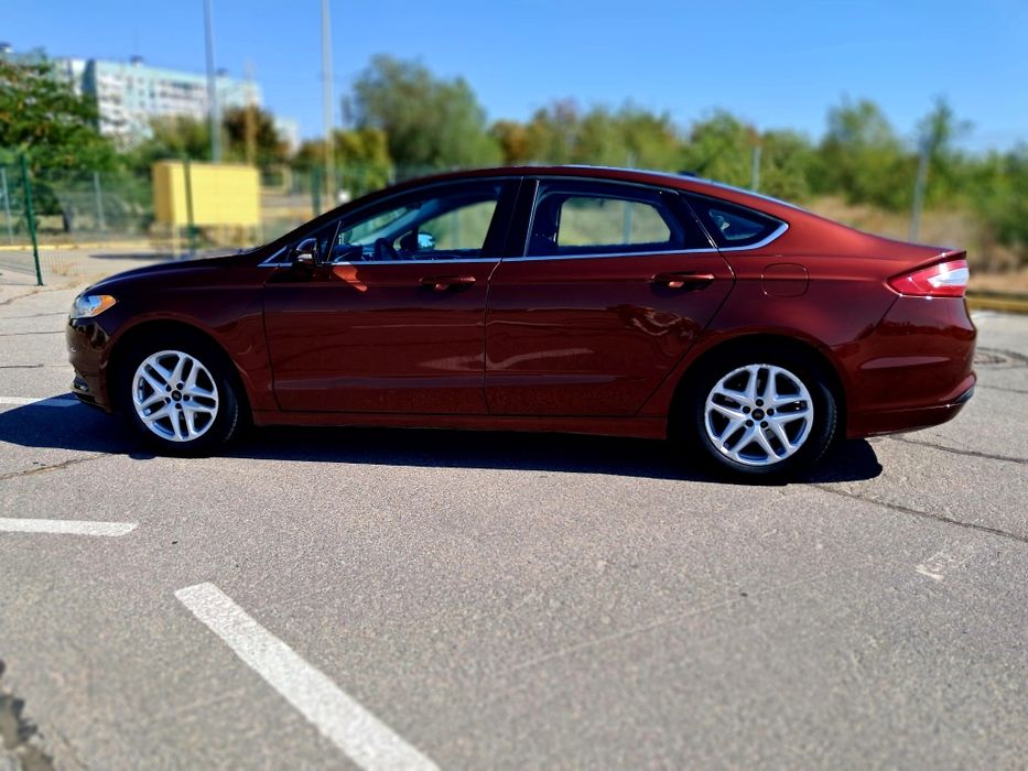 Ford Fusion SE 2015